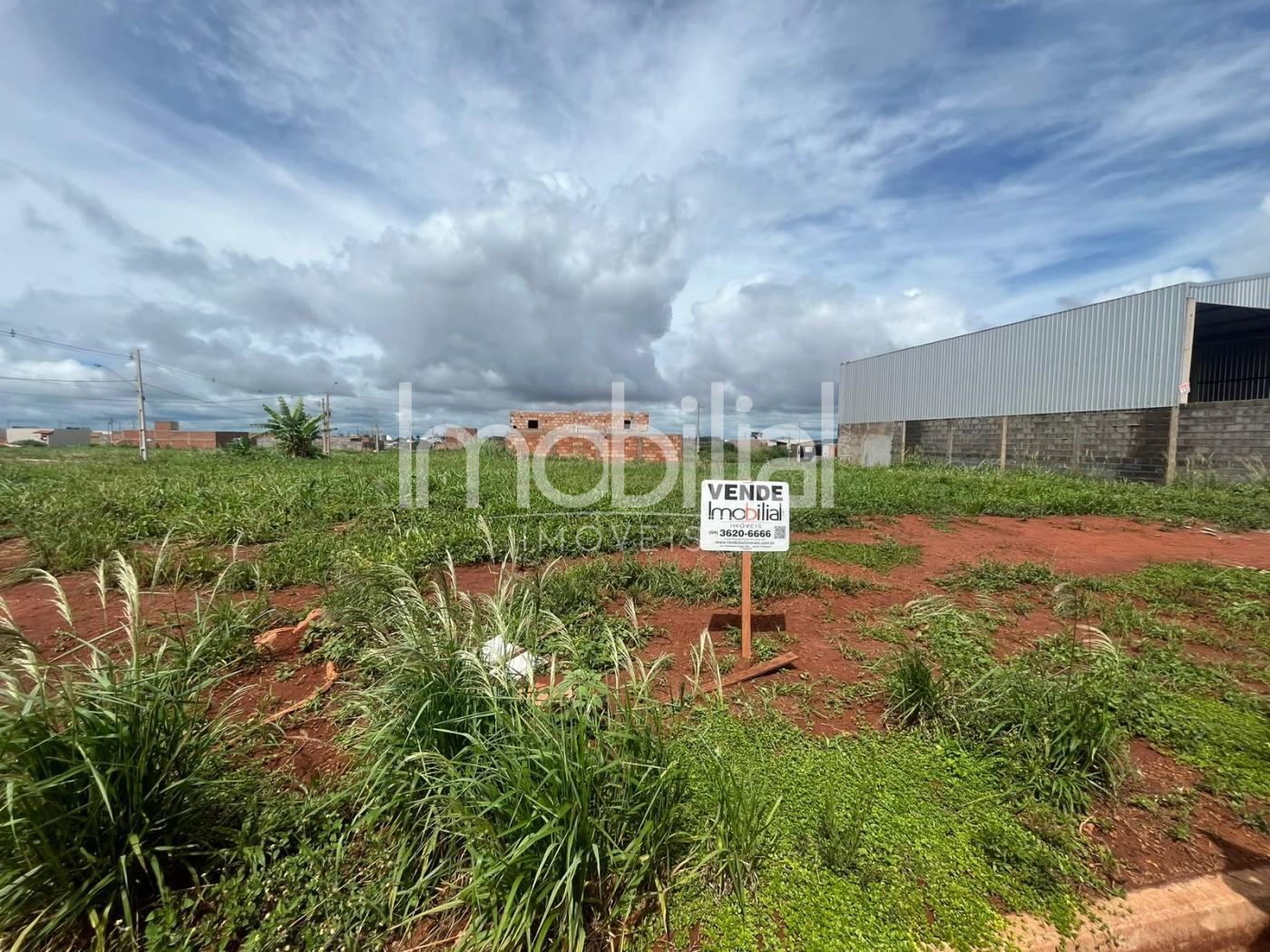 Lote para Venda na cidade de Rio Verde no bairro RESIDENCIAL SANTA CLARA