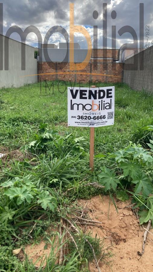 Terreno para Venda na cidade de Rio Verde no bairro CAMPOS EL&Iacute;SIOS