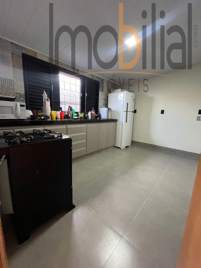 Casa para Venda na cidade de Rio Verde no bairro SANTA LUZIA