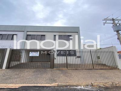 Sobrado para Locao, em Rio Verde, bairro Nova Vila Maria, 3 dormitrios, 2 banheiros, 1 sute, 1 vaga