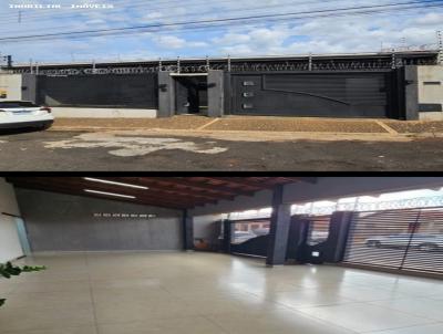 Casa para Venda, em , bairro , 3 dormit�rios, 2 banheiros, 1 su�te, 4 vagas